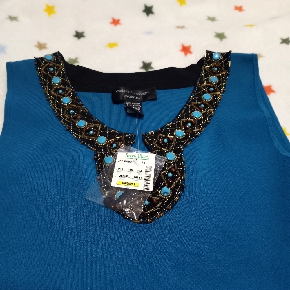 cable & gauge petites women's dress blouse.-with stones around the neck-size ps - Picture 11 of 13